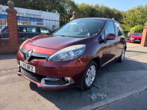 2015 Renault Scenic 1.5 Dci Energy Dynamique Tomtom Euro 5 (s/s) 5dr in Red — image 5