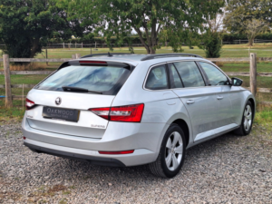 2016 Skoda Superb 2.0 Tdi Se in Silver — image 3