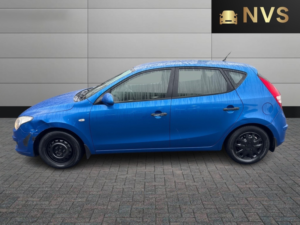 2010 Hyundai I30 1.4 Classic in Blue — image 4