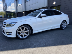 2015 Mercedes-Benz C Class 2.1 C220 Cdi Amg Sport Edition in White — image 3
