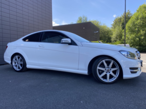 2015 Mercedes-Benz C Class 2.1 C220 Cdi Amg Sport Edition in White — image 5