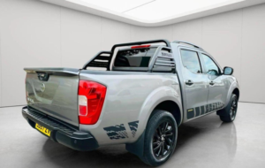 2018 Nissan Navara 2.3 Dci Tekna Auto 4WD Euro 6 4dr in Grey — image 5