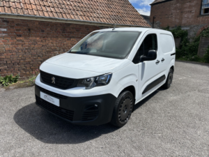 2020 Peugeot Partner 1.5 Bluehdi 1000 Professional in White — image 4