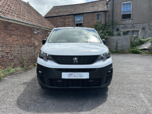 2020 Peugeot Partner 1.5 Bluehdi 1000 Professional in White — image 6