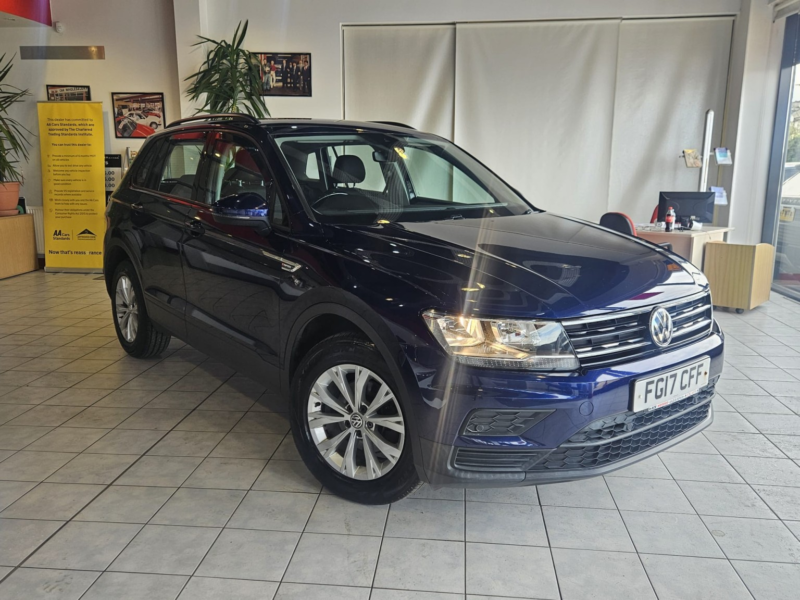 2017 Volkswagen Tiguan 1.4 Tsi Bluemotion Tech S in Blue — image 1