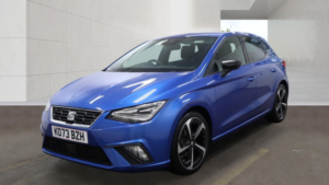 2024 SEAT Ibiza 1.0 Tsi Fr Sport in Blue — image 2