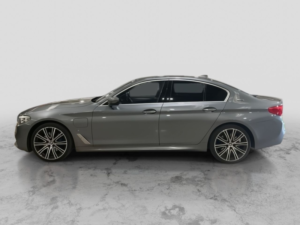 2018 BMW 5 Series 2.0 530e 9.2kwh M Sport Saloon 4dr Petrol Plug-In Hybrid Auto Euro 6 (s/s) (252 Ps) in Blue — image 3