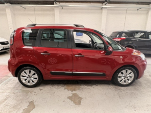 2012 Citroen C3 Picasso 1.6 Hdi Exclusive in Red — image 6