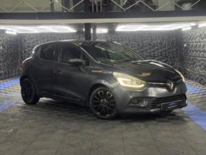 2017 Renault Clio 0.9 Tce Dynamique S Nav Euro 6 (s/s) 5dr in Grey — image 6