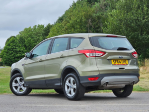 2014 Ford Kuga 2.0 Tdci Zetec 2WD Euro 5 5dr in Green — image 5