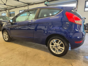 2015 Ford Fiesta 1.0t Ecoboost Zetec Euro 5 (s/s) 3dr in Blue — image 6