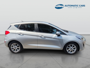 2017 Ford Fiesta Zetec in Silver — image 5