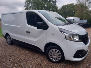 2018 Renault Trafic 1.6 Sl27 Dci 120 Business+ Euro 6 in White — image 2