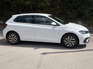 2022 Volkswagen Polo 1.0 Tsi Life in White — image 5