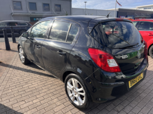 2011 Vauxhall Corsa 1.2 I 16v Sxi in Black — image 3