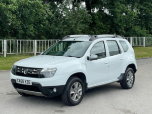 2016 Dacia Duster 1.5 Dci Laureate 4WD Euro 6 (s/s) 5dr in White — image 3