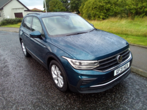 2021 Volkswagen Tiguan 1.5 Tsi Life in Blue — image 3