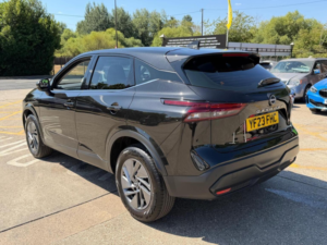 2023 Nissan Qashqai 1.3 Dig-T Mhev Acenta Premium Xtron Euro 6 (s/s) 5dr in Black — image 4