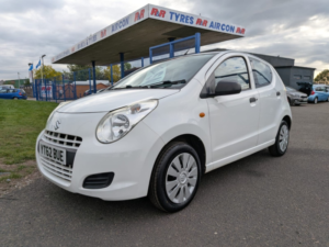 2012 Suzuki Alto 1.0 12v Sz in White — image 2