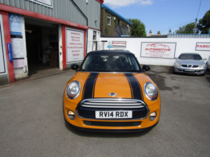 2014 MINI Hatch 1.5 Cooper 3-Door Hatch in Orange — image 2