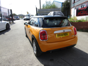 2014 MINI Hatch 1.5 Cooper 3-Door Hatch in Orange — image 6