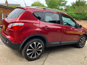 2013 Nissan Qashqai 1.5 Dci N-Tec+ in Red — image 3
