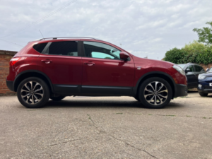 2013 Nissan Qashqai 1.5 Dci N-Tec+ in Red — image 6