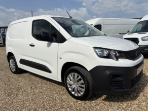2022 Peugeot Partner