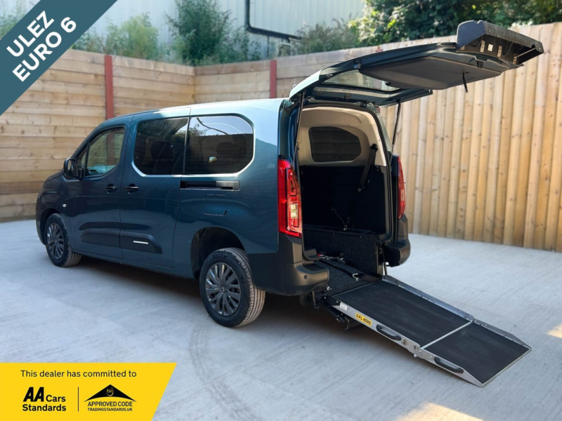 2025 Citroen Berlingo L2 Lwb 3 SEAT Auto Wheelchair Accessible Disabled Access Vehicle Wav in Blue — image 1