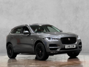2018 Jaguar F-Pace 2.0 D180 Portfolio Auto AWD Euro 6 (s/s) 5dr in Grey — image 3