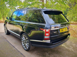 2018 Land Rover Range Rover 4.4 Sd V8 Autobiography Auto 4WD Euro 6 (s/s) 5dr in Black — image 6