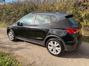 2020 SEAT Arona 1.0 Tsi Se Technology DSG Euro 6 (s/s) 5dr in Black — image 4