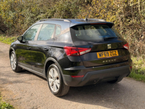 2020 SEAT Arona 1.0 Tsi Se Technology DSG Euro 6 (s/s) 5dr in Black — image 5