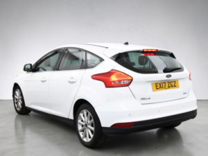 2017 Ford Focus 1.0t Ecoboost Titanium Auto Euro 6 (s/s) 5dr in White — image 5