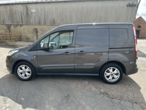 2018 Ford Transit Connect 1.5 Tdci 200 Limited in Grey — image 5