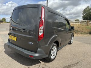 2018 Ford Transit Connect 1.5 Tdci 200 Limited in Grey — image 6