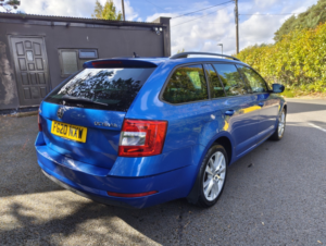 2020 Skoda Octavia 1.5 Tsi Act Se L in Blue — image 3