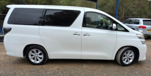 2012 Toyota Vellfire 3.5l-V6-V Edition- Dual Sunroof-Upgraded Car-Ulez/caz Pass-Free 48months Gold Warranty & 12months Aa Breakdown Cover in White — image 4