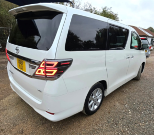 2012 Toyota Vellfire 3.5l-V6-V Edition- Dual Sunroof-Upgraded Car-Ulez/caz Pass-Free 48months Gold Warranty & 12months Aa Breakdown Cover in White — image 5