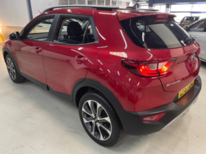 2017 Kia Stonic 1.0 T-Gdi 2 Euro 6 (s/s) 5dr in Red — image 4