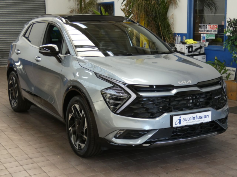 2025 Kia Sportage 1.6 T-Gdi 13.8kwh Gt-Line S SUV 5dr Petrol Plug-In Hybrid Auto AWD Euro 6 (s/s) (241 Bhp) in Silver — image 1
