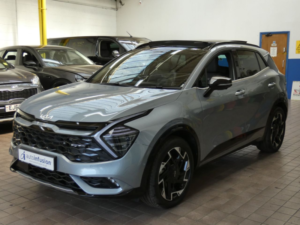 2025 Kia Sportage 1.6 T-Gdi 13.8kwh Gt-Line S SUV 5dr Petrol Plug-In Hybrid Auto AWD Euro 6 (s/s) (241 Bhp) in Silver — image 3