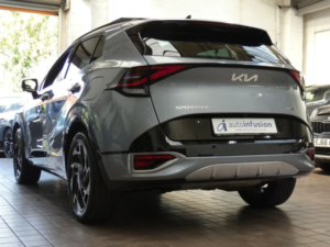 2025 Kia Sportage 1.6 T-Gdi 13.8kwh Gt-Line S SUV 5dr Petrol Plug-In Hybrid Auto AWD Euro 6 (s/s) (241 Bhp) in Silver — image 4