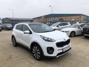 2017 Kia Sportage 1.7 Crdi 4 in White — image 4