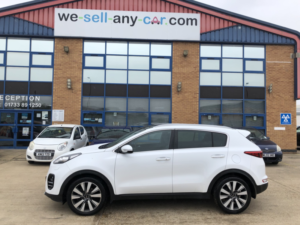 2017 Kia Sportage 1.7 Crdi 4 in White — image 6