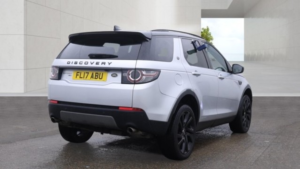 2017 Land Rover Discovery Sport 2.0 Td4 Hse Black in Silver — image 3