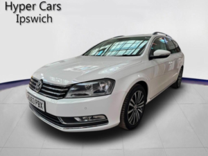 2013 Volkswagen Passat 1.6 Tdi Bluemotion Tech Highline Euro 5 (s/s) 5dr in White — image 3