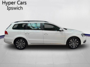 2013 Volkswagen Passat 1.6 Tdi Bluemotion Tech Highline Euro 5 (s/s) 5dr in White — image 6