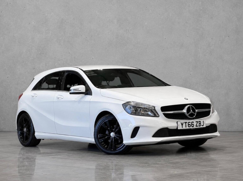 2016 Mercedes-Benz A Class 1.5 A180d Sport 7g-Dct Euro 6 (s/s) 5dr in White — image 1