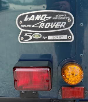 1998 Land Rover Defender in Multicolour — image 6